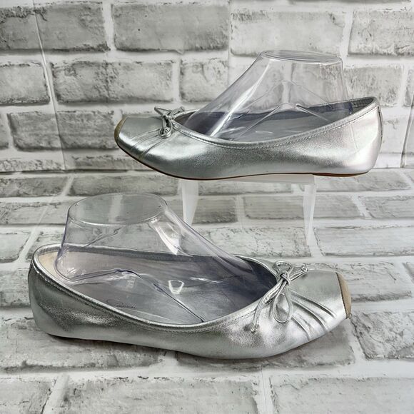 Jessica Simpson Women's 8 Metallic Silver Leather Square Toe Ballet Flats - Picture 1 of 12